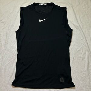 Nike Pro Dri-Fit sleeveless black training vest Size M